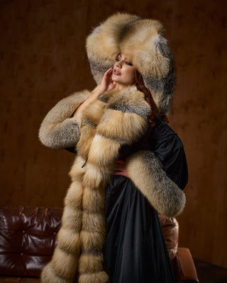 Golden Island Fox Fur Wide-Brim Musketeer Hat