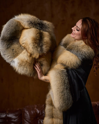 Golden Island Fox Fur Wide-Brim Musketeer Hat