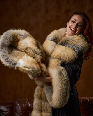 Golden Island Fox Fur Wide-Brim Musketeer Hat