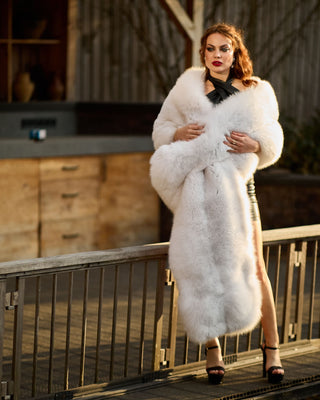 Loop-Through Fox Fur Wrap – Luxury Self-Fastening Fur Stole