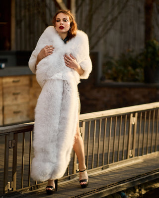 Loop-Through Fox Fur Wrap – Luxury Self-Fastening Fur Stole