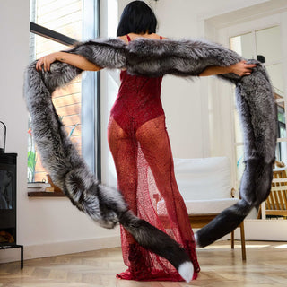 Extra-Long Local Farmed Silver Fox Fur Wrap – 4.5 m Statement Fur Wrap