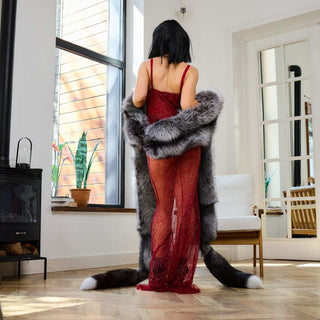 Extra-Long Local Farmed Silver Fox Fur Wrap – 4.5 m Statement Fur Wrap