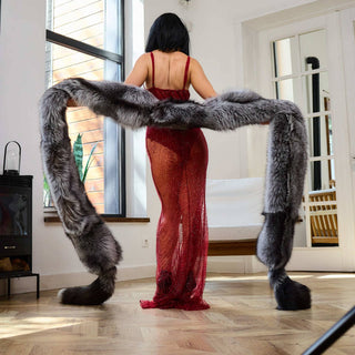 Extra-Long Local Farmed Silver Fox Fur Wrap – 4.5 m Statement Fur Wrap