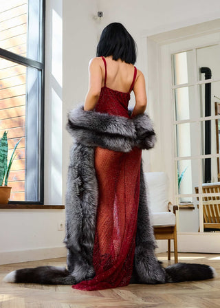 Extra-Long Local Farmed Silver Fox Fur Wrap – 4.5 m Statement Fur Wrap