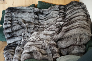 Silver Fox Blanket 'Drown in Fox'