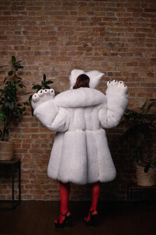 Saga Albino (Arctic) Fox Fitted Middle Long Coat
