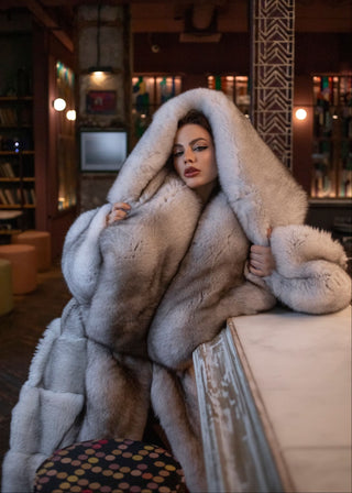 Long Saga Blue Fox Coat with Trimmed Collar & Sleeves 'Crimson Queen'