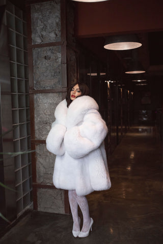 Saga Albino (Arctic) Fox Fitted Coat 'Santa's Temptation'