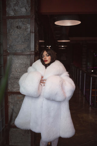 Saga Albino (Arctic) Fox Fitted Coat 'Santa's Temptation'