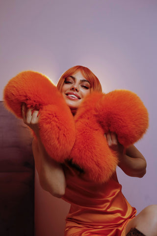 Saga Blue Fox Huge Gloves 'Fur Massage' – Oversized Fur Fetish Gloves