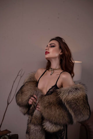 Finn Raccoon Fur Trimmed Lace Robe