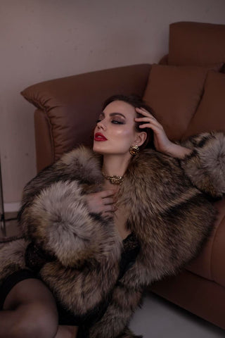 Finn Raccoon Fur Trimmed Lace Robe