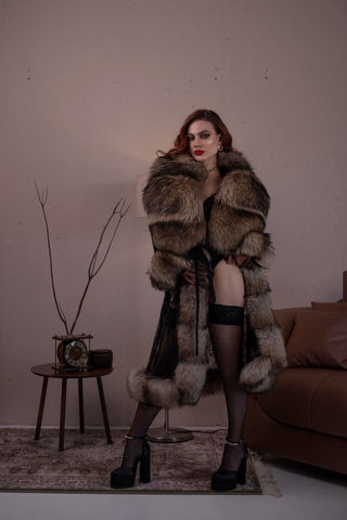 Finn Raccoon Fur Trimmed Lace Robe