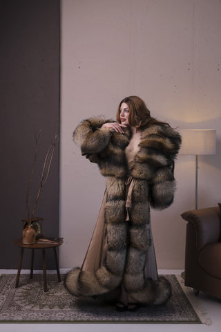 Gorgeous Finn Raccoon Fur Trimmed Nightgown – Luxury Floor-Length Robe