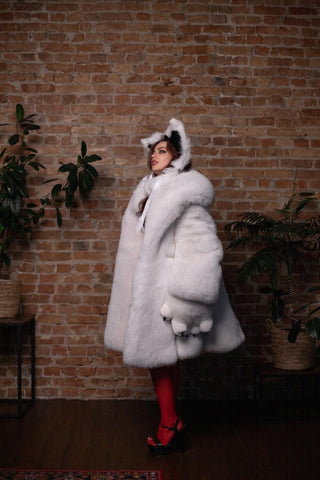 Saga Albino (Arctic) Fox Fitted Middle Long Coat