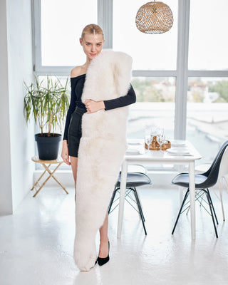 Snow White Saga Fox Fur Wrap 'Warm Pleasure'