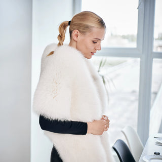 Snow White Saga Fox Fur Wrap 'Warm Pleasure'