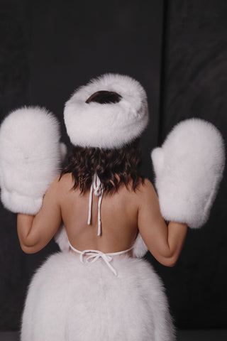 Saga White Fox Tailed Skirt – Fantasy Fur Statement Skirt