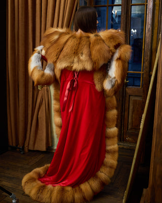 Royal Velvet Cape with Red Fox Fur Trim – Floor-Length Luxury Cloak