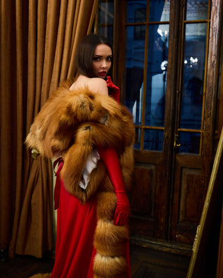 Royal Velvet Cape with Red Fox Fur Trim – Floor-Length Luxury Cloak