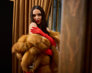 Royal Velvet Cape with Red Fox Fur Trim – Floor-Length Luxury Cloak