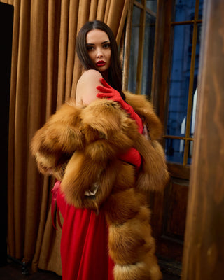 Royal Velvet Cape with Red Fox Fur Trim – Floor-Length Luxury Cloak