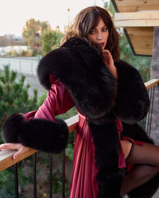 Double-Wide Fur Trim Robe 'Pure Pleasure'
