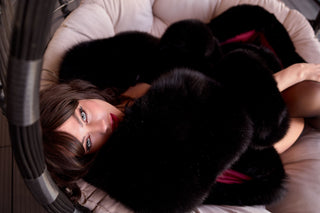 Double-Wide Fur Trim Robe 'Pure Pleasure'