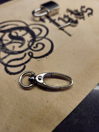 Trigger clasp