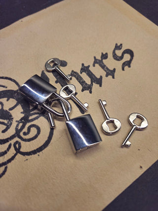 Decorative Lock for Collar & Cuffs